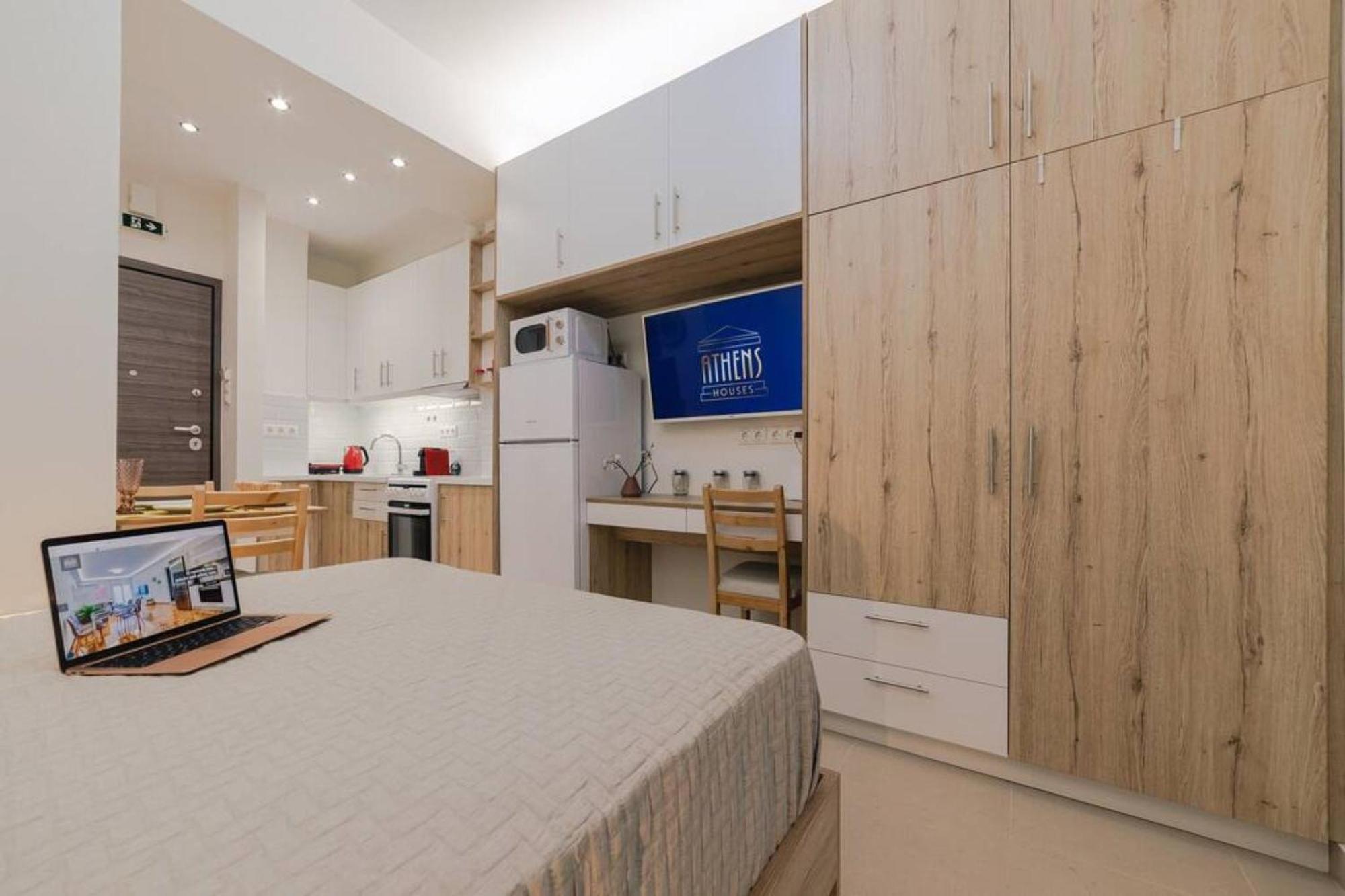 Small And Cozy Studio Athens Exterior photo